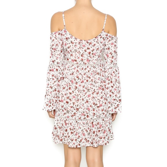 En Creme Cold Shoulder Babydoll Dress - Picture 2 of 5